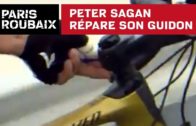 Sagan fixing his handlebars – Paris-Roubaix 2018